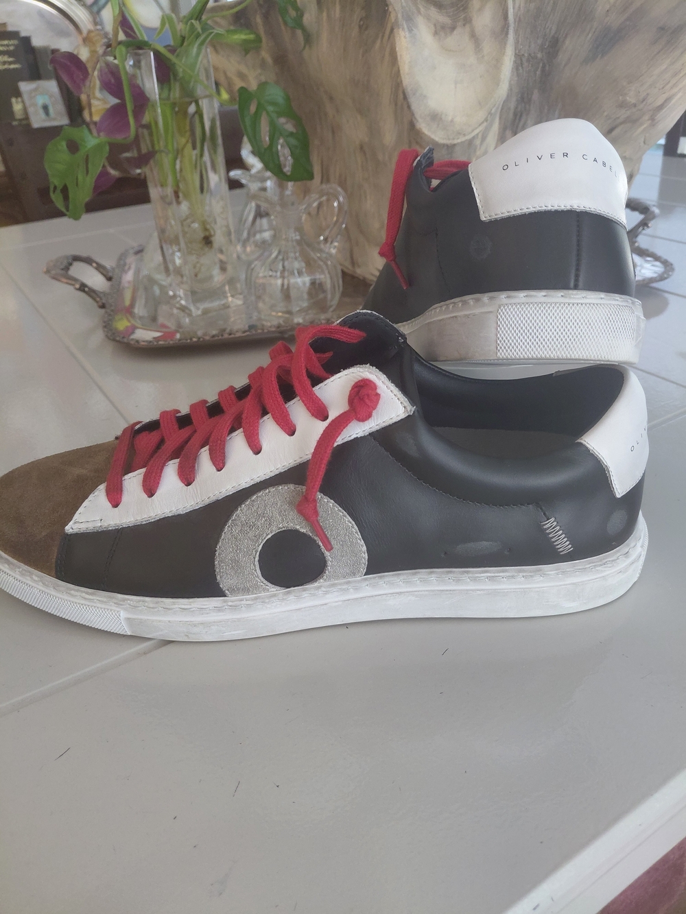 Oliver Cabell Black Leather/Brown Suede Low-Top Sneakers with Red Laces